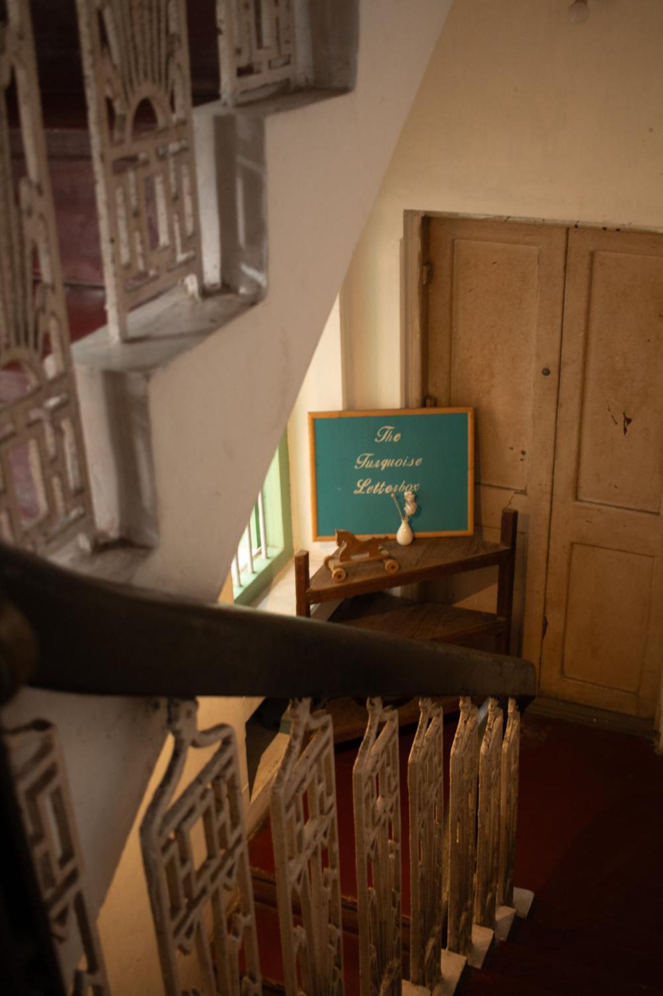 The Turquoise Letterbox - Twin At Central Calcutta Exteriör bild